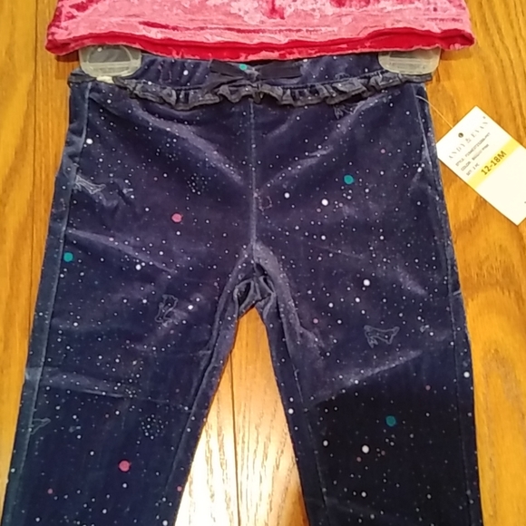 Andy and Evan Baby Girl 2Pc Velour Top &Print Pant - Picture 3 of 4